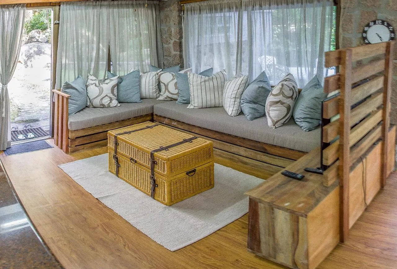Cupid'S Stream Apartment Bel Ombre Seychelles